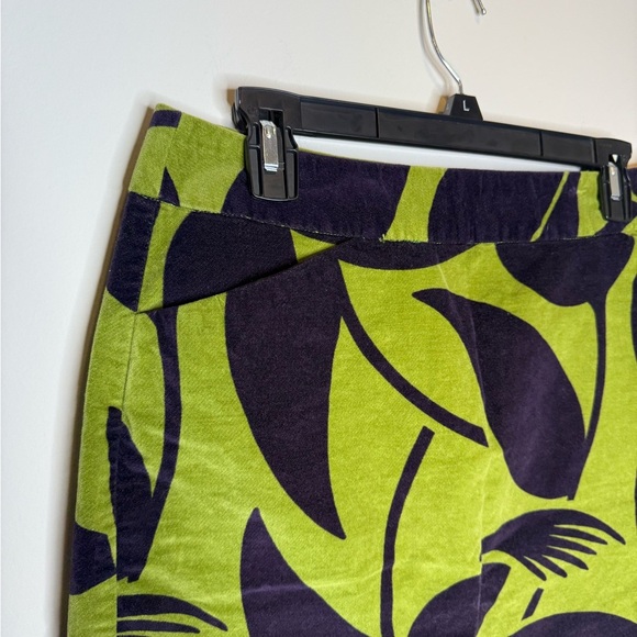 BODEN Velvet Tulip Mini Skirt in Green and Black - Picture 2 of 8